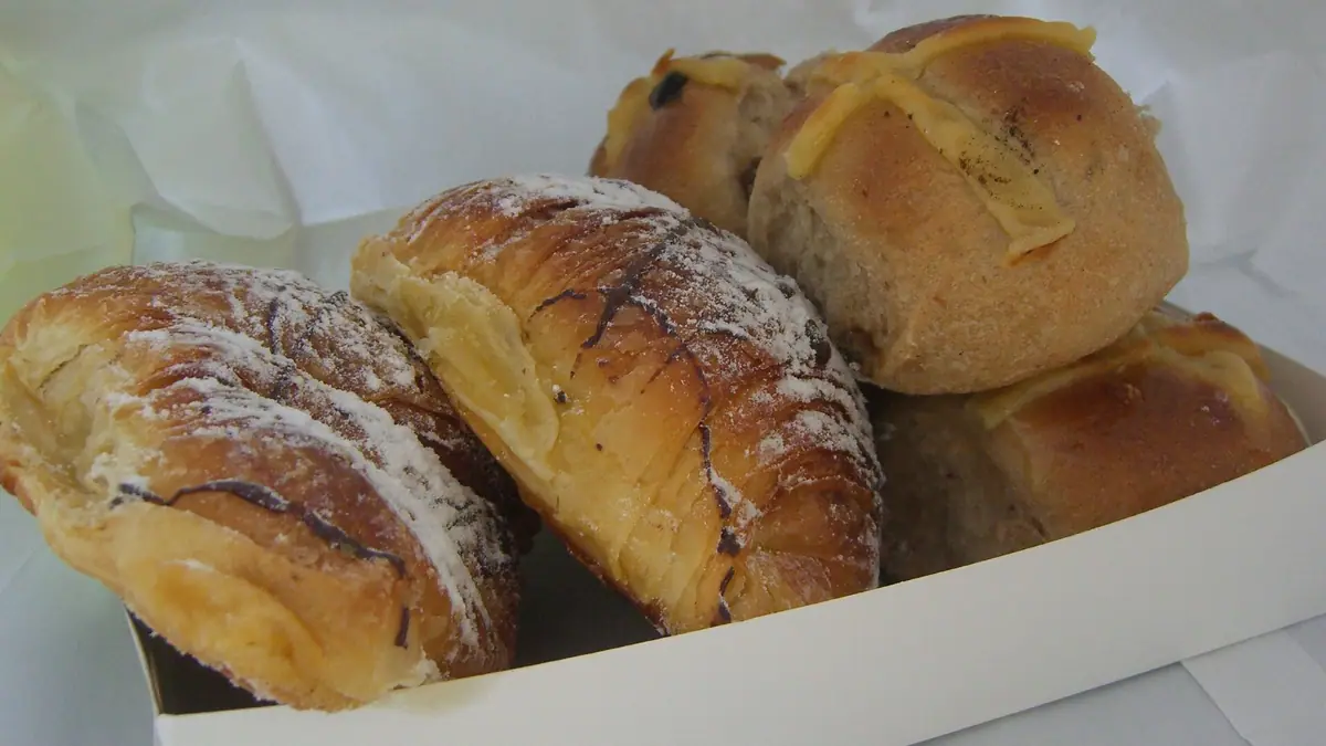 The Cake Corner by Evelyn Ruby Cakes – patisserie in Kirton, Boston